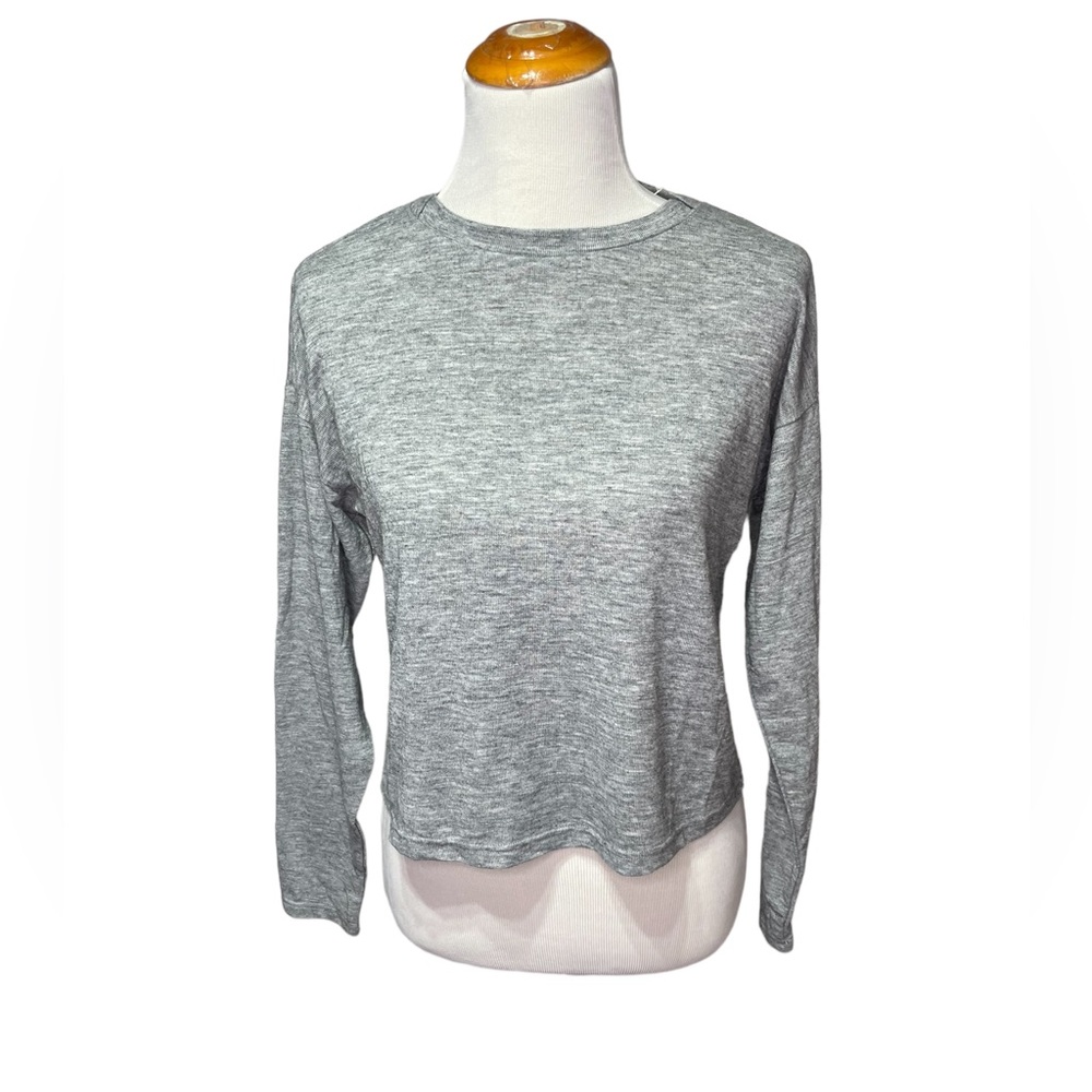 Code X Mode woman’s gray long sleeve light weight sweater size‎ S NWT